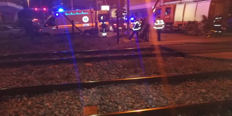 Alldaynews.gr ΠΡΙΝ ΑΠΟ ΛΙΓΟ: Τρένο παρέσυρε παιδί στην Λάρισα! Ψάχνουν να το βρουν – Ακινητοποιήθηκε η αμαξοστοιχία (pics)