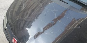 Τρίκαλα: Του χάραξε το αυτοκίνητο για να τον εκδικηθεί! Το έκανε αγνώριστο και έφυγε (pic)