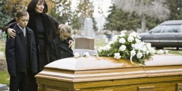 Alldaynews.gr Έχασα Τον Άντρα Μου Στα 36 Μου Και Μεγάλωσα Μόνη Τον Γιο Μου Και Τις Κόρες Του Από Άλλο Γάμο