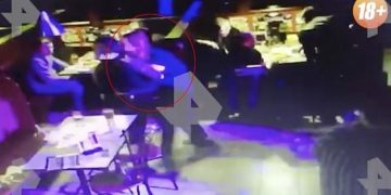Alldaynews.gr Νεαρή πνίγηκε σε διαγωνισμό: Έβαλε τρία κομμάτια γλυκό στο στόμα της (pic, vid)