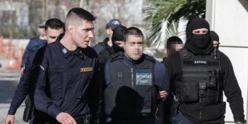 Δίκη Τοπαλούδη: Έξαλλη η εισαγγελέας – “Συνεχώς γελάτε δεν το έχω ξαναδεί ποτέ αυτό”