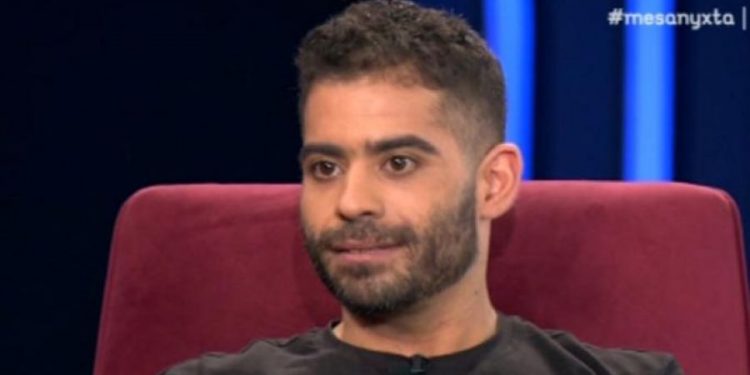 Πέταξα τα ράσα γιατί δεν ταιριάζουν με τον σεξουαλικό προσανατολισμό μου (video)