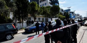 Alldaynews.gr «Μαμά, ήρθε το τέλος μας»: Συγκλονίζουν οι μαρτυρίες μητέρας και κόρης που δέχθηκαν επίθεση από 36χρονο (Videos)