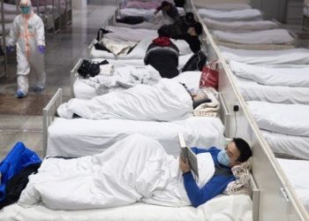 Κορονοϊός: Μαρτυρία-σοκ από υπάλληλο νοσοκομείου στη Γουχάν – “Κρύβουν τους νεκρούς”