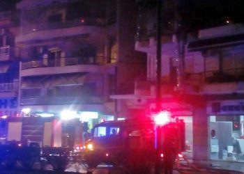 Καβάλα: Μία νεκρή μετά από φωτιά σε διαμέρισμα (pics)