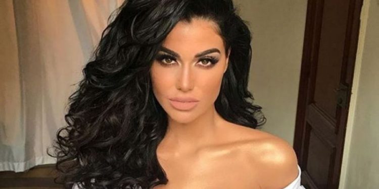 Alldaynews.gr Ετοιμάζεται να μεταναστεύσει για χάρη του έρωτα η Ιωάννα