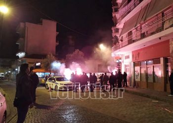 Βέροια: Αποχώρησε από εκδήλωση ο Μάκης Βορίδης λόγω συγκέντρωσης οπαδών του ΠΑΟΚ (pics, vid)