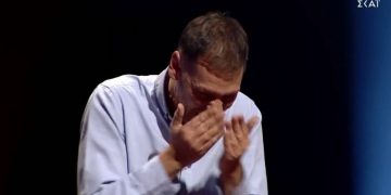 Alldaynews.gr Παίκτης στον «Πιο Αδύναμο Κρίκο» λύγισε από τα κλάματα – Δεν θα πιστεύετε γιατί! (vid)