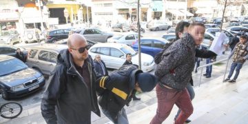 Alldaynews.gr Θεσσαλονίκη: Αυτοί είναι οι Δολοφόνοι του 45χρονου ιδιοκτήτη ταχυφαγείου-Τον ΕΣΦΑΞΑΝ στην καρδιά!