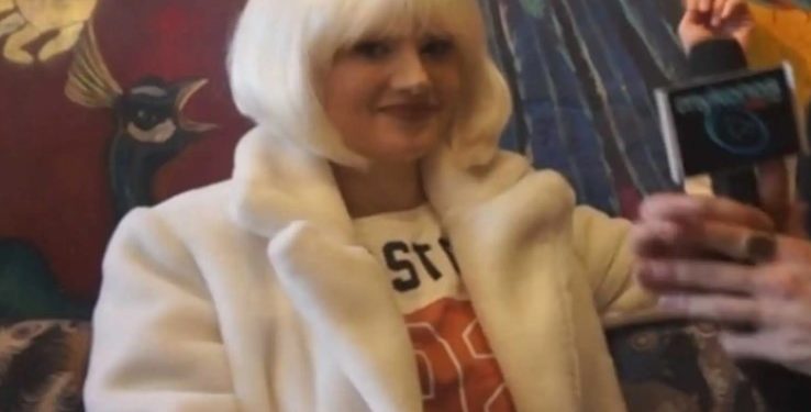 Alldaynews.gr Μύκονος: Αγνώριστη και προκλητική η Τζούλια Αλεξανδράτου! Αποκαλύπτει τη μεγαλύτερη φαντασίωσή της