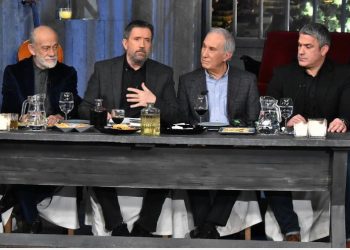 Νέα γκάφα εκθέτει τον Σπύρο Παπαδόπουλο! Το αφιέρωμα στη Βίκυ Μοσχολιού και οι καλεσμένοι που ενόχλησαν τις κόρες της!
