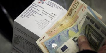 Σας Ενδιαφέρει! Ευκαιρία για δωρεάν νερό και ρεύμα! [Κριτήρια και δικαιούχοι]