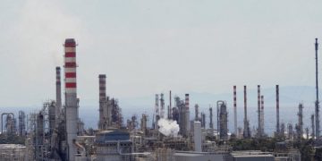 Alldaynews.gr Τραγωδία στην Motor Oil-Σε πολύ σοβαρή κατάσταση τέσσερις εργαζόμενοι