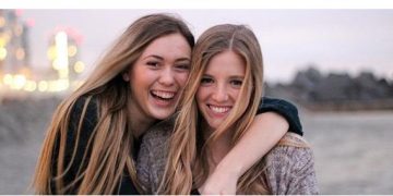 Alldaynews.gr Δεν σ’αγαπώ γιατί γεννήθηκες αδερφή μου-Σ’αγαπώ για όσα είμαστε μαζί!