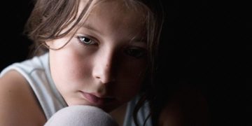 Τα παιδιά δεν φταίνε για τη δική σου τη ζωή. Εσύ γιατί να φταις για τη δική τους;