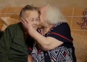 Αδερφές που χάθηκαν στον Β’ Παγκόσμιο συναντήθηκαν 78 χρόνια μετά