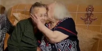 Αδερφές που χάθηκαν στον Β’ Παγκόσμιο συναντήθηκαν 78 χρόνια μετά