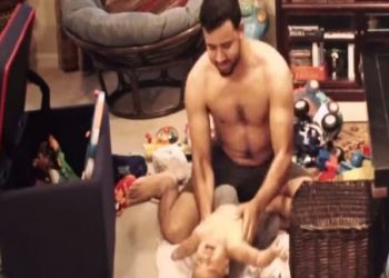 Μητέρα έβαλε κρυφή κάμερα για να δει τι κάνει ο 30χρονος πατέρας με τον γιο του…Τρελάθηκε με αυτό που είδε!