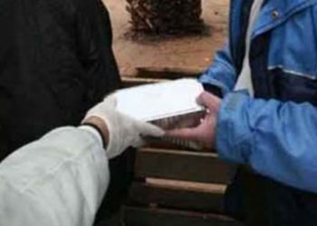 Βόλος: Ο άπορος που έτρωγε σε συσσίτια άρχισε να αγοράζει το ένα σπίτι μετά το άλλο!
