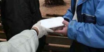 Alldaynews.gr Βόλος: Ο άπορος που έτρωγε σε συσσίτια άρχισε να αγοράζει το ένα σπίτι μετά το άλλο!