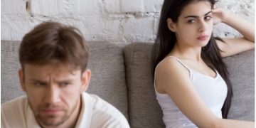 Alldaynews.gr Σε θέλει ή παίζει μαζί σου; Πώς θα το καταλάβεις;