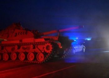 Αδιέξοδο στις ρωσοτουρκικές συνομιλίες: Οι Ρώσοι βομβαρδίζουν τουρκικό εξοπλισμό στη Συρία