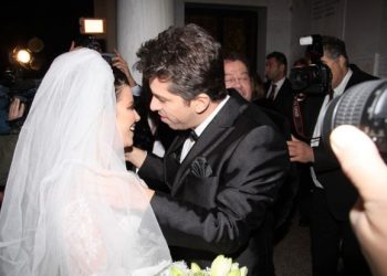 Όταν ο Χάρης Βαρθακούρης γνώρισε και παντρεύτηκε την αγνώριστη μελαχρινή Αντελίνα πριν 6 χρόνια