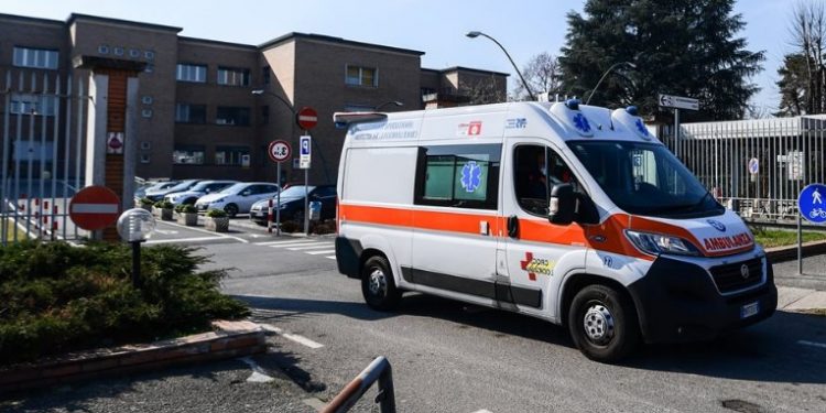 Alldaynews.gr Κορωνοϊός: Πανικός στην Ιταλία – Πάνω από 40 τα κρούσματα μέσα σε λίγες ώρες, δύο οι νεκροί