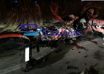 Τροχαίο με Νεκρούς 2 25χρονους-Μια άμορφη μάζα άνθρωποι και λαμαρίνες![Σοκαριστικές Εικόνες]