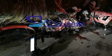 Τροχαίο με Νεκρούς 2 25χρονους-Μια άμορφη μάζα άνθρωποι και λαμαρίνες![Σοκαριστικές Εικόνες]