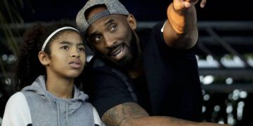 Alldaynews.gr LIVE: H «κηδεία» του Κόμπι Μπράιαντ και της κόρης του – Σπαρακτικές σκηνές