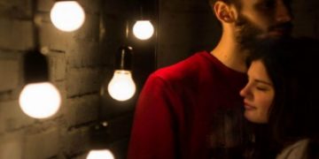 Άντρας που δεν σε προσέχει… ΔΕΝ σου αξίζει!!!