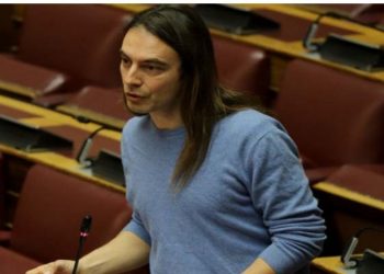 Να στείλουμε τους μετανάστες σε έρημα χωριά να κόβουν ξύλα για ηλικιωμένους