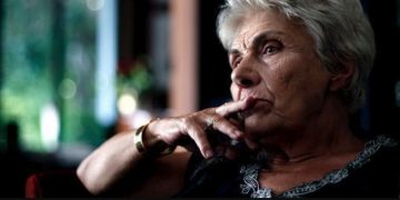 Alldaynews.gr Συμβαίνει Τώρα: Κική Δημουλά-Υπέστη ανακοπή καρδιάς – Νοσηλεύεται διασωληνωμένη