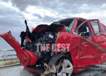 Νέα τραγωδία με δυο νεκρούς: Οδηγός επαγγελματικού και γυναίκα οι νεκροί – Υπάρχει και σοβαρά τραυματισμένος