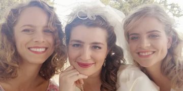 Alldaynews.gr «Βόμβα» spoiler για τις «Άγριες Μέλισσες»: Ο Κυπραίος αφήνει στα σκαλιά της εκκλησίας την Ελένη