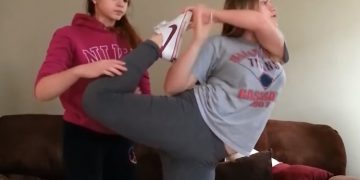 Η πραγματική φιλία φαίνεται στην …φάρσα! (video)