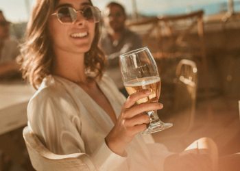 Το διαδίκτυο άλλαξε την αντίληψή μας για τη δέσμευση