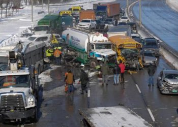 Καναδάς: Απίστευτη καραμπόλα 200 οχημάτων στο Μόντρεαλ – 70 οι τραυματίες (Video)