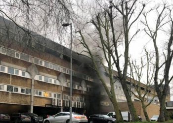 Συναγερμός στο Λονδίνο: Έκρηξη σε μεγάλη αγορά (pics)