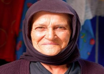 Μητέρα, Σημαίνει Αγάπη: Η Μάνα Δεν Προδίδει, Δεν Εγκαταλείπει, Αγαπάει Μόνο