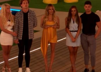 Νεκρή πρώην παρουσιάστρια δημοφιλούς reality show – Σε δικαστήριο για επίθεση κατά του συντρόφου της (pics, vids)