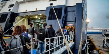 Alldaynews.gr Κορωνοϊός: Ευρεία σύσκεψη στο υπουργείο Ναυτιλίας-Τι θα γίνει με τα πλοία