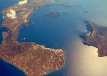 Ξυπνάει» το ηφαίστειο της Σαντορίνης – Έτοιμο σχέδιο αντιμετώπισης από τη Γενική Γραμματεία Πολιτικής Προστασίας