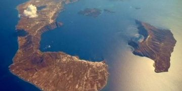 Ξυπνάει» το ηφαίστειο της Σαντορίνης – Έτοιμο σχέδιο αντιμετώπισης από τη Γενική Γραμματεία Πολιτικής Προστασίας