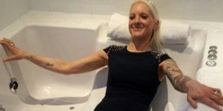 Alldaynews.gr Γυναίκα δεσμοφύλακας έκανε σ3ξ με κρατούμενο εν ώρα υπηρεσίας – Στα δικαστήρια η υπόθεση (pics)