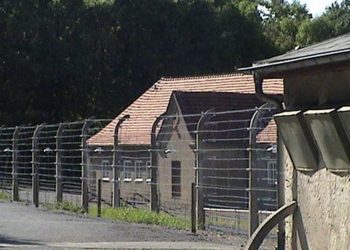 Τούρκοι επιχειρηματίες αγοράζουν παράνομα γη κοντά σε στρατιωτικές εγκαταστάσεις