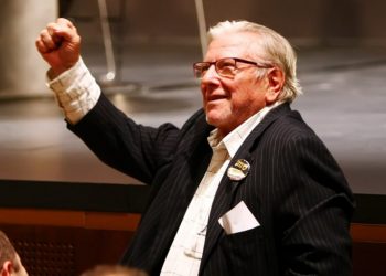 Δυστυχώς: Μεγάλη Μάχη δίνουν οι γιατροί για να κρατηθεί στη ζωή ο Κώστας Βουτσάς!