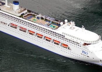 Σε καραντίνα κρουαζιερόπλοιο με 3.711 επιβάτες λόγω Κορονοϊού