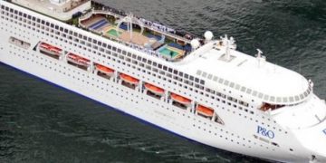 Σε καραντίνα κρουαζιερόπλοιο με 3.711 επιβάτες λόγω Κορονοϊού